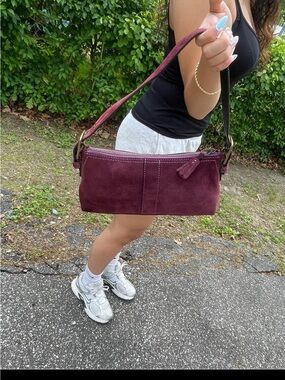 Y2K COACH SUEDE PLUM EAST WEST HAMPTON DEMI PURSE MINI BAG RARE